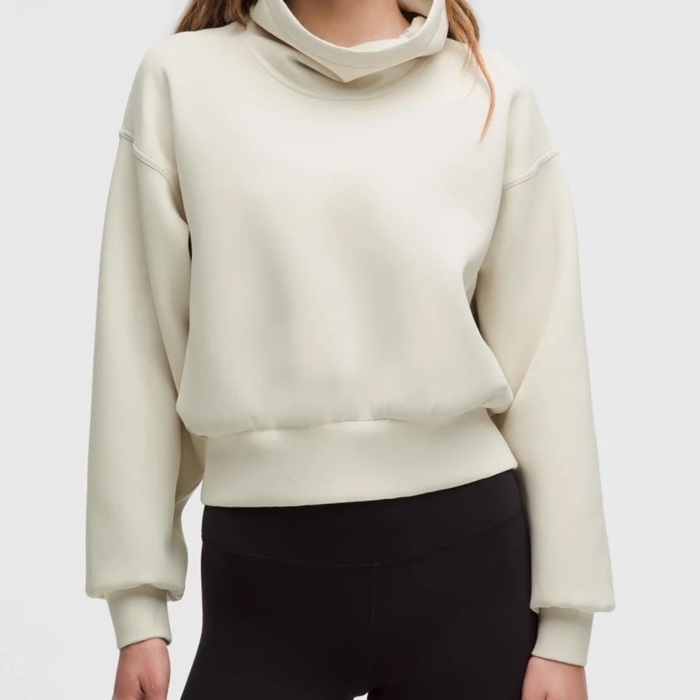 Lululemon sweatshirt
